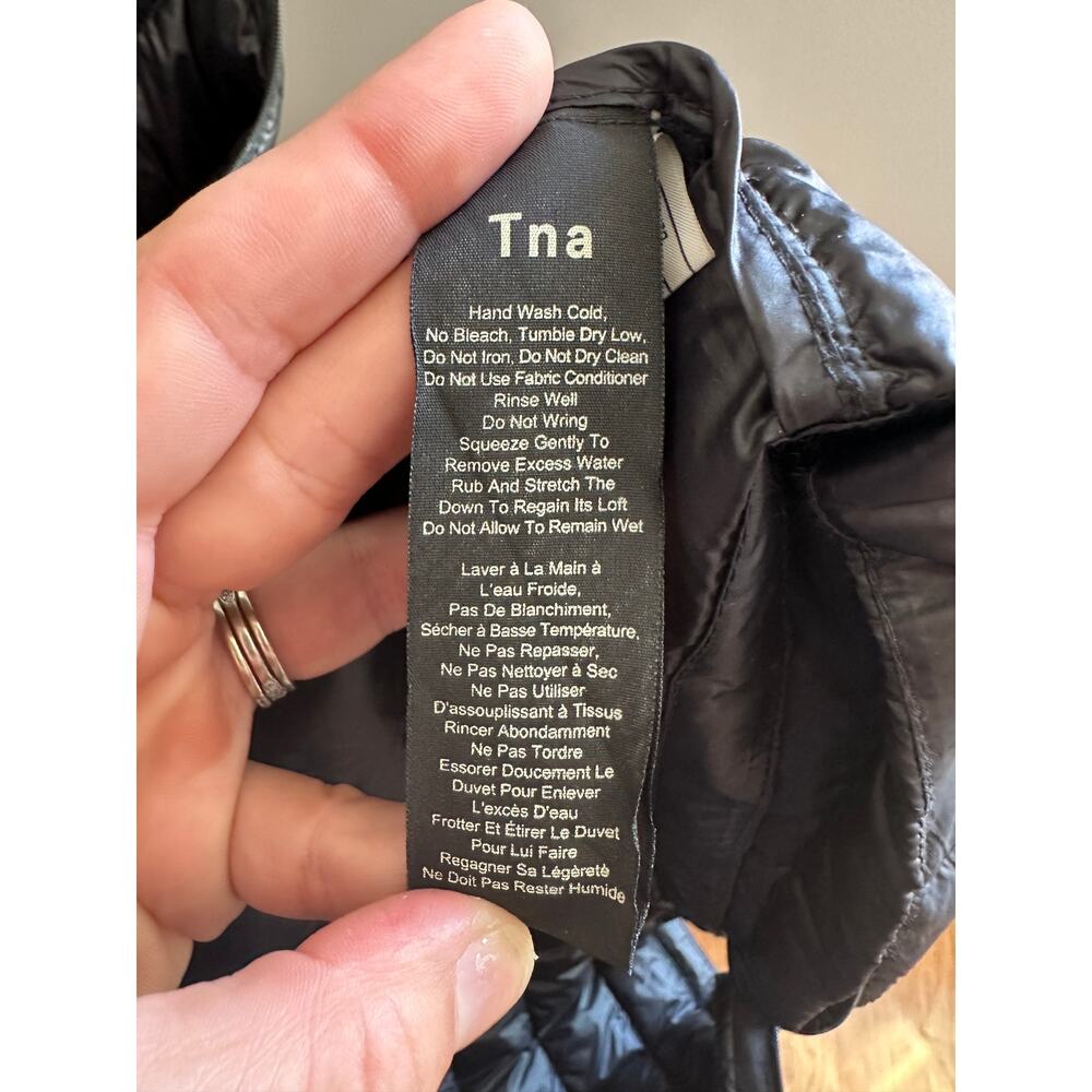 Aritzia TNA Bravura Jacket Womens XS Black Goose Down Long Puffer Hooded - Picture 4 of 5